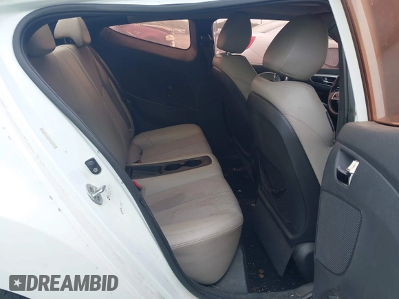 2012 Hyundai Veloster w/Gray Int с VIN KMHTC6ADXCU074298, выставлен на аукционе IAAI как лот 42353923 с пробегом 129 114 миль миль и . История ставок и продаж доступна на DreamBid. Изображение 8.
