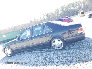 1998 Mercedes-Benz S 320/430/500 z VIN WDBGA51G5WA387084, wystawiony jako Copart lot #45544525 z przebiegiem 96 869 mil mil oraz Czysty tytuł • Clean title. Historia ofert i sprzedaży dostępna na DreamBid. Obrazek 2.