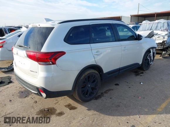 2018 Mitsubishi Outlander SE with VIN JA4AD3A38JZ051403, listed as a IAAI auction lot 41406598 with 116,190 mi miles and . Bid and sale history available at DreamBid. Image 4.