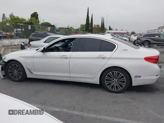 2018 BMW 5 Series 530e with VIN WBAJA9C56JB252738, listed as a IAAI auction lot 42260352 with 113,581 mi miles and . Bid and sale history available at DreamBid. Image 15.