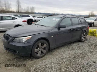 2006 BMW 5 Series 530xi with VIN WBANN73556B799078, listed as a Copart auction lot 42966615 with 252,589 mi miles and Salvage Title. Bid and sale history available at carsss.com. Image 1.