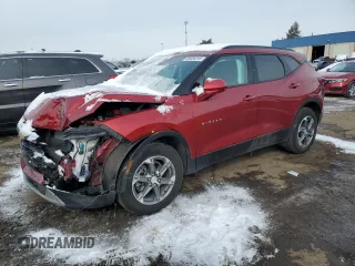 2024 Chevrolet Blazer LT z VIN 3GNKBCR41RS136161, wystawiony jako Copart lot #45424215 z przebiegiem 12 953 mil mil oraz Nie do naprawy • Non repairable. Historia ofert i sprzedaży dostępna na DreamBid. Obrazek 1.