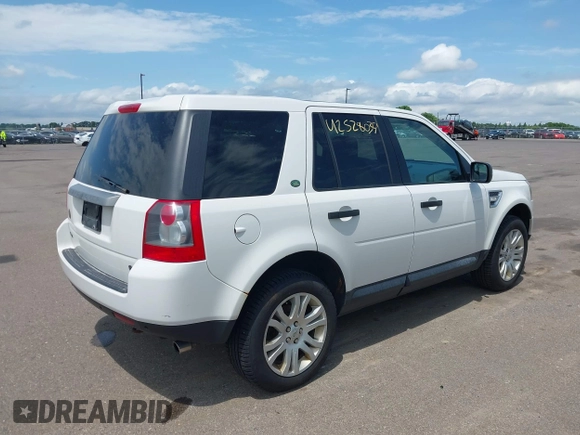 2008 Land Rover LR2 SE with VIN SALFP24NX8H039210, listed as a IAAI auction lot 42528039 with 269,364 mi miles and . Bid and sale history available at DreamBid. Image 4.