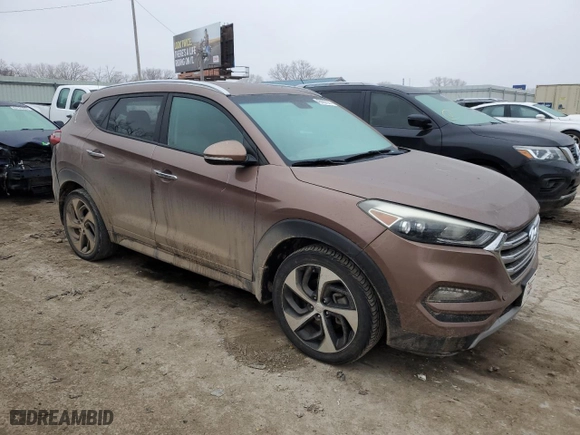 2017 Hyundai Tucson Value with VIN KM8J33A25HU321870, listed as a Copart auction lot 43997035 with 154,450 mi miles and Salvage Title. Bid and sale history available at carsss.com. Image 4.