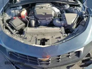 2021 Chevrolet Camaro 1LS z VIN 1G1FB1RX6M0137372, wystawiony jako Copart lot #43412985 z przebiegiem 33 103 mil mil oraz Szkoda całkowita • Salvage title. Historia ofert i sprzedaży dostępna na DreamBid. Obrazek 13.