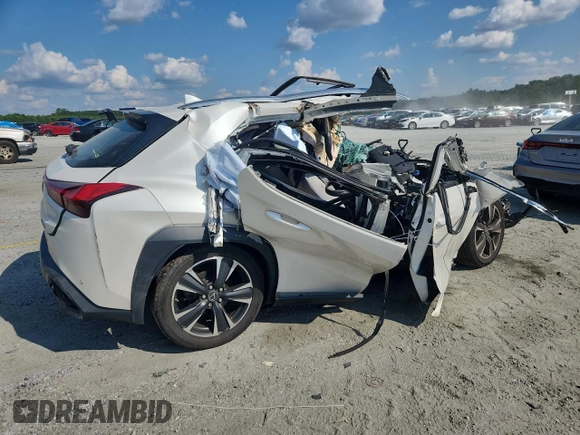 2021 Lexus UX 200 with VIN JTHP3JBH7M2037019, listed as a Copart auction lot 62903445 with Not provided miles and Salvage title. Bid and sale history available at DreamBid. Image 3.