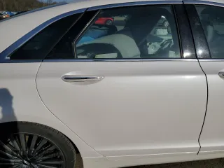 2017 Lincoln MKZ Hybrid Reserve with VIN 3LN6L5MU3HR647611, listed as a Copart auction lot 46527125 with Not provided miles and Salvage title. Bid and sale history available at DreamBid. Image 10.