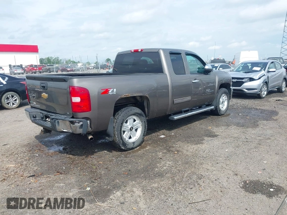 2012 Chevrolet Silverado 1500 LT with VIN 1GCRKSE77CZ197333, listed as a IAAI auction lot 42081096 with 104,928 mi miles and . Bid and sale history available at DreamBid. Image 4.