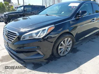 2016 Hyundai Sonata Sport with VIN 5NPE34AF8GH379592, listed as a IAAI auction lot 41964780 with 117,907 mi miles and . Bid and sale history available at DreamBid. Image 6.