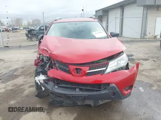 2015 Toyota RAV4 LE z VIN JTMBFREV0FD145315, wystawiony jako IAAI lot #42139482 z przebiegiem 130 953 mil mil oraz . Historia ofert i sprzedaży dostępna na DreamBid. Obrazek 11.