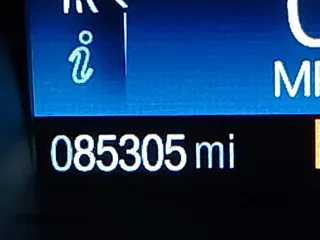 2018 Ford Escape SE with VIN 1FMCU9GD7JUD36295, listed as a IAAI auction lot 41855037 with 85,305 mi miles. Bid and sale history available at carsss.com. Image 15.