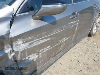 2022 Lexus IS 300 z VIN JTHAA1D21N5119879, wystawiony jako IAAI lot #42037999 z przebiegiem 41 416 mil mil oraz . Historia ofert i sprzedaży dostępna na DreamBid. Obrazek 17.