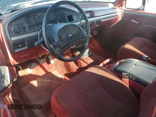1993 Ford F-250 z VIN 1FTHX25C5PKB75016, wystawiony jako Copart lot #47947095 z przebiegiem 302 553 mil mil oraz Szkoda całkowita • Salvage title. Historia ofert i sprzedaży dostępna na DreamBid. Obrazek 8.