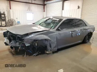 2019 Chrysler 300 S with VIN 2C3CCABG3KH686123, listed as a Copart auction lot 60046725 with 80,575 mi miles and Clean title. Bid and sale history available at DreamBid. Image 1.