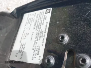 2001 Chevrolet Tahoe LS z VIN 1GNEC13T11J253789, wystawiony jako IAAI lot #42149420 z przebiegiem Nie podano mil oraz . Historia ofert i sprzedaży dostępna na DreamBid. Obrazek 9.