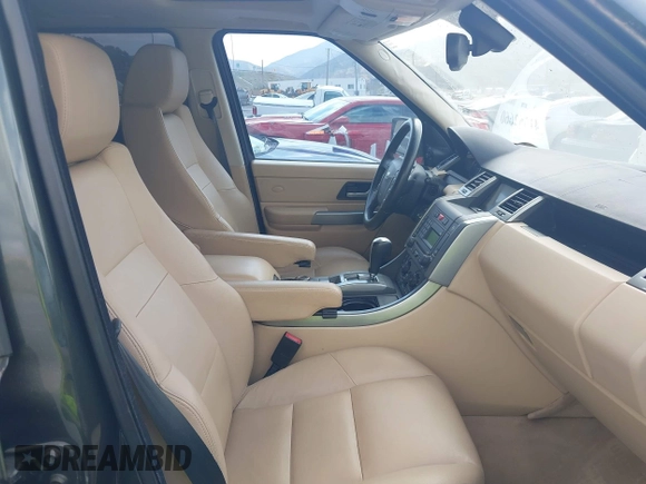 2006 Land Rover Range Rover Sport HSE with VIN SALSF25446A965292, listed as a IAAI auction lot 41562660 with 61,783 mi miles and . Bid and sale history available at DreamBid. Image 5.