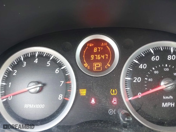 2011 Nissan Sentra 2.0 SR with VIN 3N1AB6AP4BL638841, listed as a IAAI auction lot 39990093 with 97,647 mi miles. Bid and sale history available at carsss.com. Image 7.