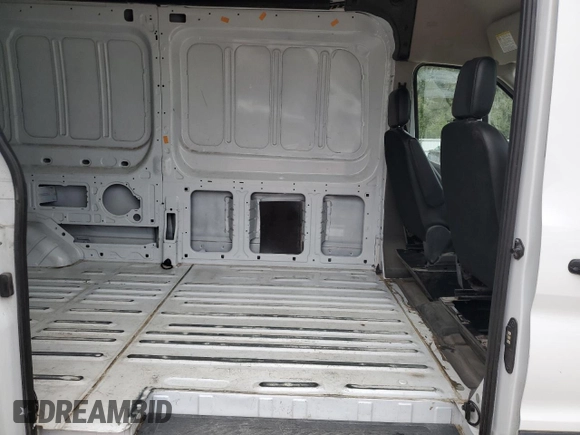 2023 Ford Transit Cargo z VIN 1FTBR1X83PKB01645, wystawiony jako Copart lot #88056705 z przebiegiem 52 948 mil mil oraz Czysty tytuł • Clean title. Historia ofert i sprzedaży dostępna na DreamBid. Obrazek 11.