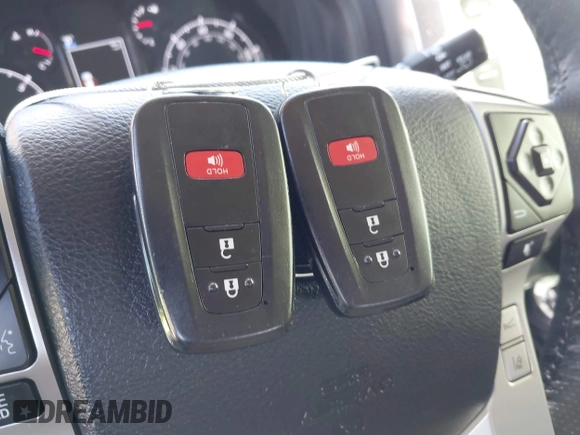 2023 Toyota 4Runner SR5 Premium with VIN JTENU5JR9P6146596, listed as a IAAI auction lot 42433599 with 17,251 mi miles and . Bid and sale history available at DreamBid. Image 11.