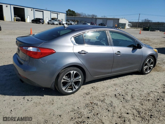 2015 Kia Forte EX with VIN KNAFX4A84F5380681, listed as a Copart auction lot 48704325 with 129,296 mi miles and Clean Title. Bid and sale history available at carsss.com. Image 3.