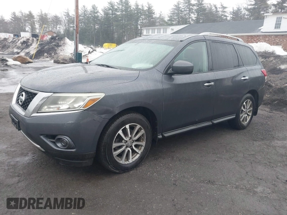 2013 Nissan Pathfinder SV with VIN 5N1AR2MM6DC670669, listed as a IAAI auction lot 41727260 with 186,112 mi miles. Bid and sale history available at carsss.com. Image 2.