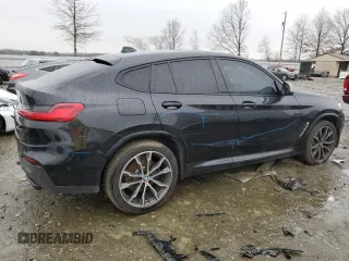 2019 BMW X4 M40i z VIN 5UXUJ5C58KLJ64373, wystawiony jako Copart lot #70607142 z przebiegiem Nie podano mil oraz . Historia ofert i sprzedaży dostępna na DreamBid. Obrazek 3.