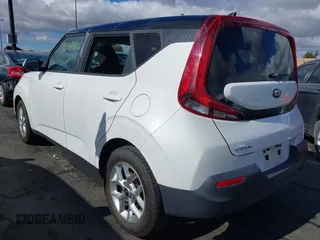 2021 Kia Soul S with VIN KNDJ23AU5M7138129, listed as a IAAI auction lot 41423470 with 106,653 mi miles and . Bid and sale history available at DreamBid. Image 3.