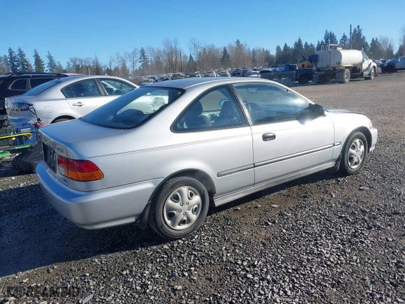 1997 Honda Civic DX with VIN 1HGEJ6223VL095214, listed as a IAAI auction lot 41560717 with 257,409 mi miles. Bid and sale history available at carsss.com. Image 4.