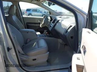 2007 Ford Edge SEL PLUS with VIN 2FMDK49C67BB03573, listed as a IAAI auction lot 42083289 with 217,179 mi miles. Bid and sale history available at carsss.com. Image 5.