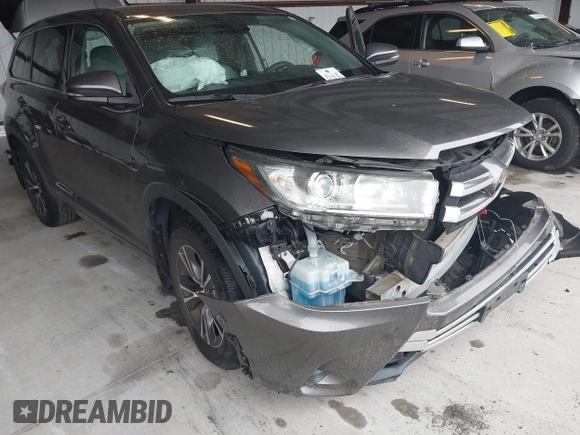 2017 Toyota Highlander LE z VIN 5TDBZRFH6HS386710, wystawiony jako IAAI lot #42226567 z przebiegiem 64 773 mil mil oraz . Historia ofert i sprzedaży dostępna na DreamBid. Obrazek 6.