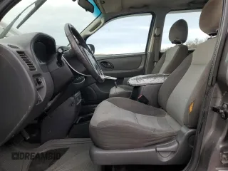 2004 Ford Escape XLS with VIN 1FMYU92184KA91008, listed as a Copart auction lot 80793134 with 159,429 mi miles and Salvage Title. Bid and sale history available at DreamBid. Image 7.