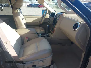 2009 Ford Explorer Eddie Bauer with VIN 1FMEU64E09UA42589, listed as a IAAI auction lot 41245350 with 104,081 mi miles and . Bid and sale history available at DreamBid. Image 5.