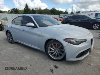 2022 Alfa Romeo Giulia Ti with VIN ZARFAMBN4N7664653, listed as a Copart auction lot 76199504 with 40,794 mi miles and Salvage Title. Bid and sale history available at carsss.com. Image 4.