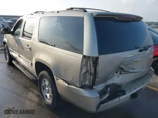 2008 Chevrolet Suburban LTZ with VIN 1GNFC16078J191766, listed as a IAAI auction lot 40743246 with 210,713 mi miles. Bid and sale history available at carsss.com. Image 6.