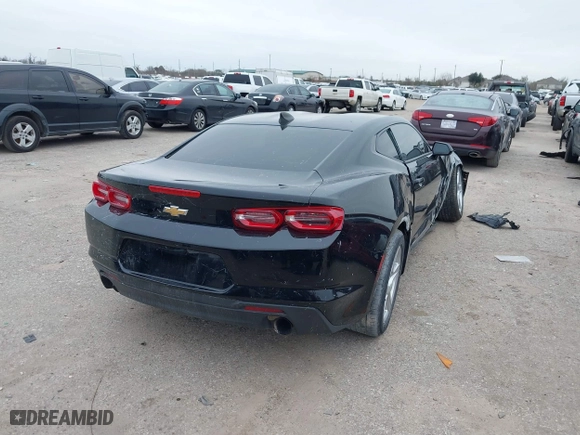 2019 Chevrolet Camaro 1LT with VIN 1G1FB1RS4K0105666, listed as a IAAI auction lot 41623001 with 58,694 mi miles. Bid and sale history available at carsss.com. Image 4.