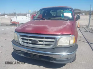 2000 Ford F-150 XL with VIN 1FTZX172XYNC36332, listed as a IAAI auction lot 41699806 with 278,119 mi miles. Bid and sale history available at carsss.com. Image 6.