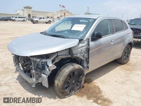 2024 Mitsubishi Outlander S z VIN JA4ARUAU6RU017646, wystawiony jako IAAI lot #42155361 z przebiegiem 1 044 mil mil oraz . Historia ofert i sprzedaży dostępna na DreamBid. Obrazek 18.