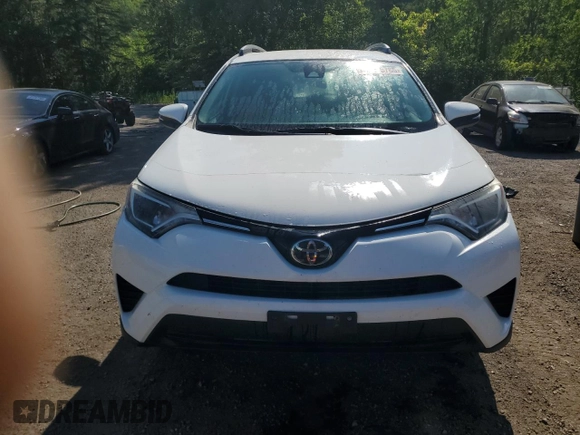 2017 Toyota RAV4 LE с VIN 2T3BFREV2HW642615, выставлен на аукционе Copart как лот 61675785 с пробегом 151 805 миль миль и Чистый • Clean title. История ставок и продаж доступна на DreamBid. Изображение 5.