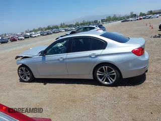 2014 BMW 3 Series 328i z VIN WBA3C1C54EK113086, wystawiony jako IAAI lot #42339836 z przebiegiem 68 259 mil mil oraz . Historia ofert i sprzedaży dostępna na DreamBid. Obrazek 15.