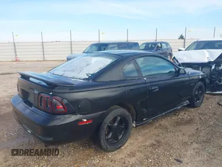 1998 Ford Mustang GT z VIN 1FAFP42X3WF104453, wystawiony jako IAAI lot #41551590 z przebiegiem 109 517 mil mil oraz . Historia ofert i sprzedaży dostępna na DreamBid. Obrazek 4.