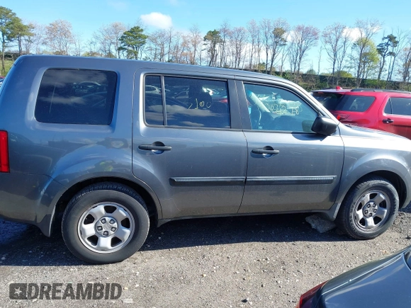 2011 Honda Pilot LX with VIN 5FNYF4H29BB031413, listed as a IAAI auction lot 42141970 with Not Provided miles and . Bid and sale history available at DreamBid. Image 12.