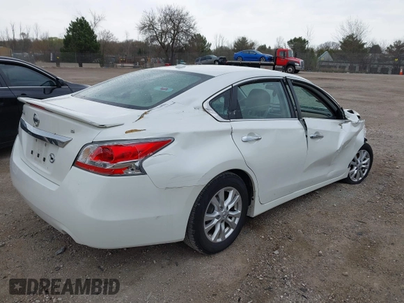 2015 Nissan Altima SV z VIN 1N4AL3AP6FC115367, wystawiony jako IAAI lot #42128044 z przebiegiem 110 383 mil mil oraz . Historia ofert i sprzedaży dostępna na DreamBid. Obrazek 4.