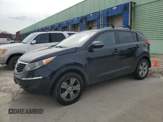 2013 Kia Sportage LX z VIN KNDPB3A25D7448371, wystawiony jako Copart lot #53491005 z przebiegiem 187 407 mil mil oraz Czysty tytuł • Clean title. Historia ofert i sprzedaży dostępna na DreamBid. Obrazek 1.