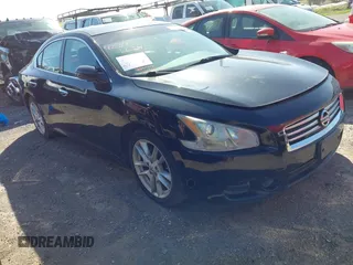 2013 Nissan Maxima SV z VIN 1N4AA5AP4DC839881, wystawiony jako IAAI lot #42396624 z przebiegiem 145 091 mil mil oraz . Historia ofert i sprzedaży dostępna na DreamBid. Obrazek 1.