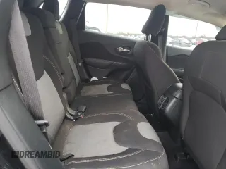 2016 Jeep Cherokee Sport с VIN 1C4PJMAS1GW314198, выставлен на аукционе Copart как лот 89400315 с пробегом 76 506 миль миль и Списание • Salvage title. История ставок и продаж доступна на DreamBid. Изображение 12.