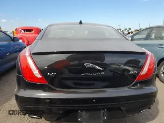2017 Jaguar XJ with VIN SAJWA1C70H8W08833, listed as a Copart auction lot 76205434 with 0 mi miles and Non Repairable. Bid and sale history available at carsss.com. Image 6.