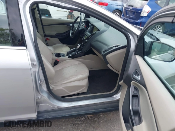2013 Ford Focus Electric with VIN 1FADP3R4XDL234712, listed as a IAAI auction lot 42115400 with 84,842 mi miles and . Bid and sale history available at DreamBid. Image 5.