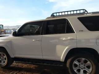 2018 Toyota 4Runner SR5 with VIN JTEZU5JR2J5181608, listed as a IAAI auction lot 41072241 with 104,230 mi miles. Bid and sale history available at carsss.com. Image 14.