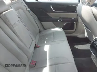 2017 Lincoln Continental Select z VIN 1LN6L9SK0H5631653, wystawiony jako IAAI lot #42092357 z przebiegiem Nie podano mil oraz . Historia ofert i sprzedaży dostępna na DreamBid. Obrazek 8.