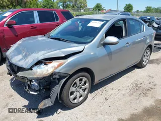 2013 Mazda 3 i SV with VIN JM1BL1TF4D1844581, listed as a IAAI auction lot 41996353 with 172,531 mi miles and . Bid and sale history available at DreamBid. Image 18.